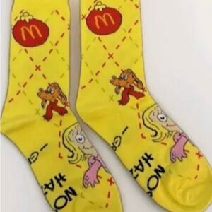 McDonalds 2025 Grinch Meal Socks-Yellow Nose Hazard *Grinch Salt Included*